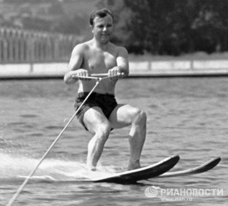 Юра, ты просто космос. Какими видами спорта занимался Гагарин. Изображение номер 12 Юра, ты просто космос. Какими видами спорта занимался Гагарин. Изображение номер 12