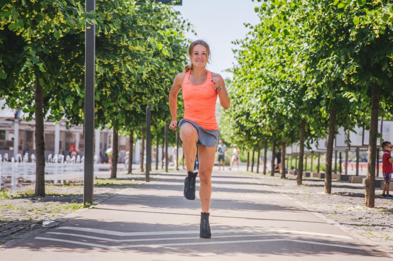 Жиросжигающая тренировка: 11 эффективных упражнений. Изображение номер 18 Жиросжигающая тренировка: 11 эффективных упражнений. Изображение номер 18