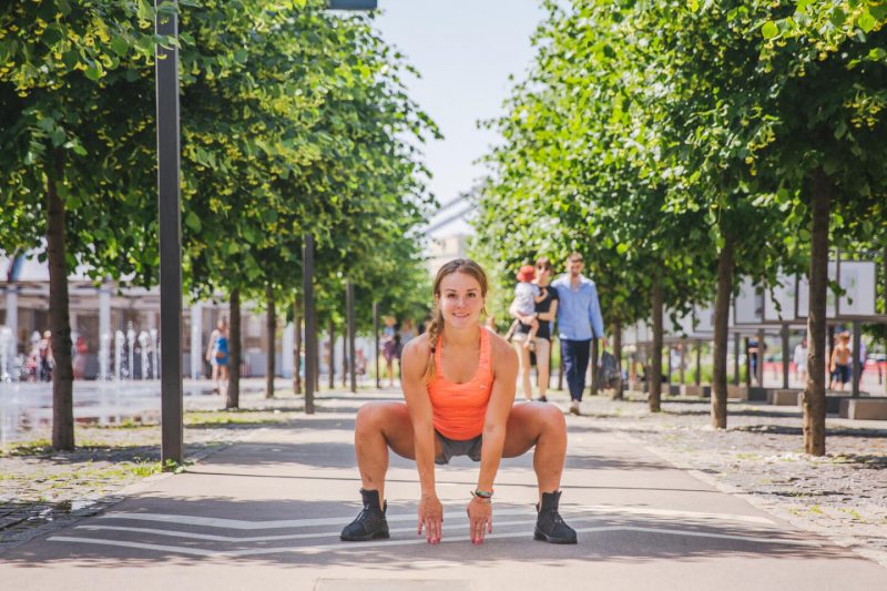 Жиросжигающая тренировка: 11 эффективных упражнений. Изображение номер 23 Жиросжигающая тренировка: 11 эффективных упражнений. Изображение номер 23