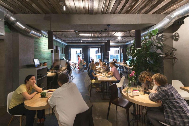 8 лучших вегетарианских кафе Москвы. Изображение номер 5 8 лучших вегетарианских кафе Москвы. Изображение номер 5