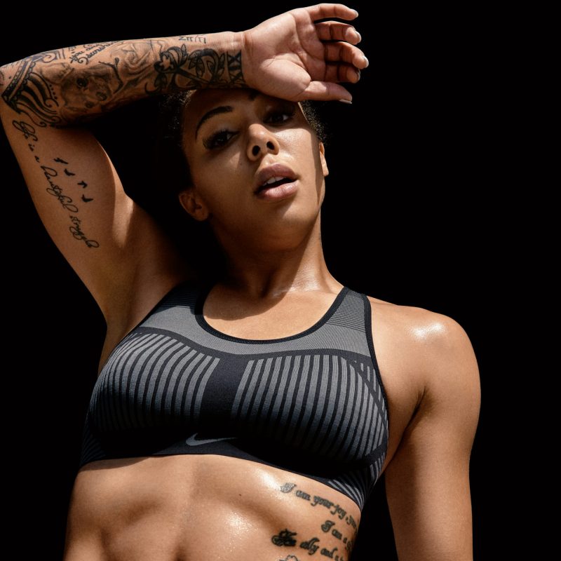 Nike представила бра, изготовленное с использованием технологии Flyknit. Изображение номер 1 Nike представила бра, изготовленное с использованием технологии Flyknit. Изображение номер 1