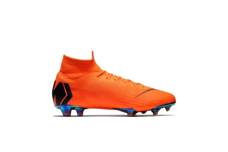 Nike представил новые бутсы Mercurial Superfly 360 и Mercurial Vapor 360. Изображение номер 2 Nike представил новые бутсы Mercurial Superfly 360 и Mercurial Vapor 360. Изображение номер 2