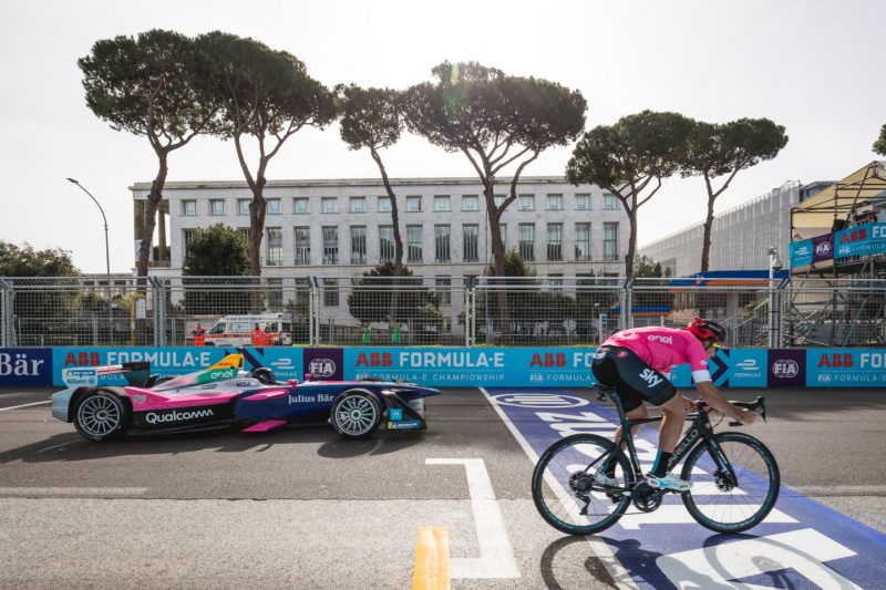 TAG Heuer станет партнёром электровелогонки Giro E. Изображение номер 2 TAG Heuer станет партнёром электровелогонки Giro E. Изображение номер 2