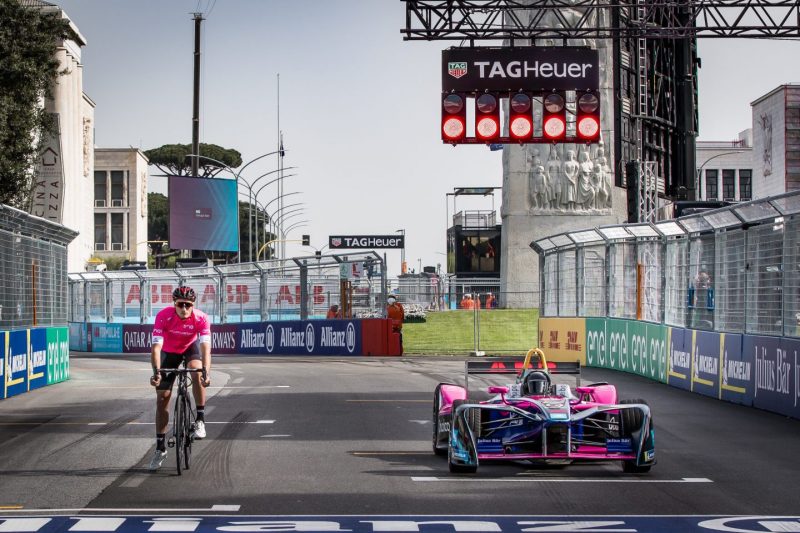 TAG Heuer станет партнёром электровелогонки Giro E. Изображение номер 1 TAG Heuer станет партнёром электровелогонки Giro E. Изображение номер 1