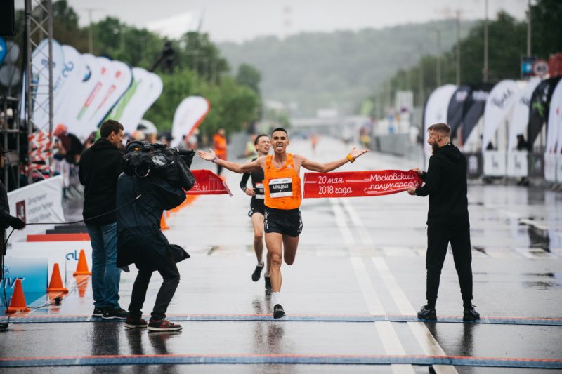 На Московском полумарафоне — 2018 установлены новые рекорды. Изображение номер 3 На Московском полумарафоне — 2018 установлены новые рекорды. Изображение номер 3