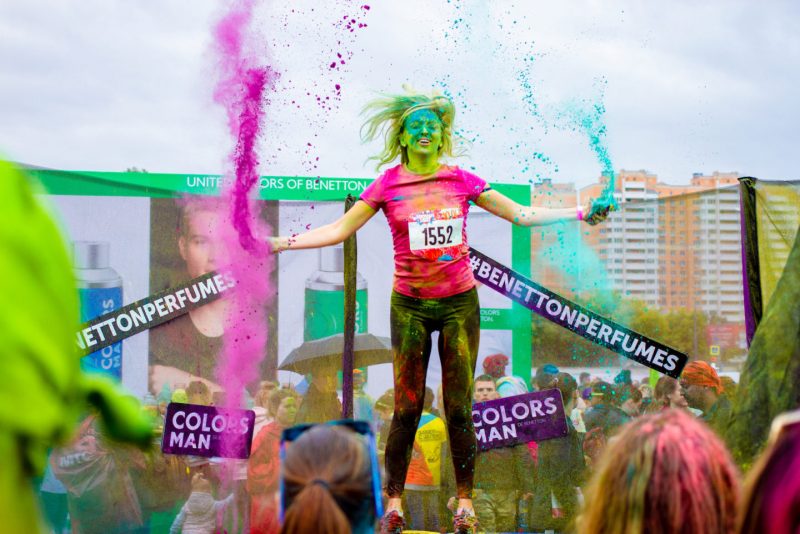Команда #benettonperfumes приняла участие в Красочном забеге. Изображение номер 4 Команда #benettonperfumes приняла участие в Красочном забеге. Изображение номер 4