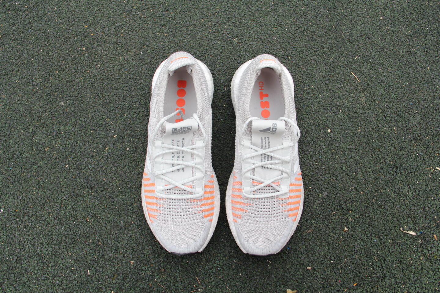 Наш выбор: кроссовки для бега по асфальту аdidas Pulseboost HD. Изображение номер 2 Наш выбор: кроссовки для бега по асфальту аdidas Pulseboost HD. Изображение номер 2