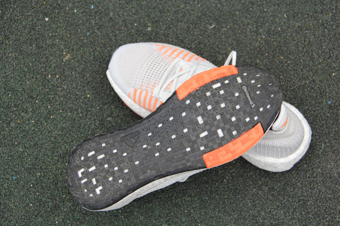 Наш выбор: кроссовки для бега по асфальту аdidas Pulseboost HD. Изображение номер 5 Наш выбор: кроссовки для бега по асфальту аdidas Pulseboost HD. Изображение номер 5