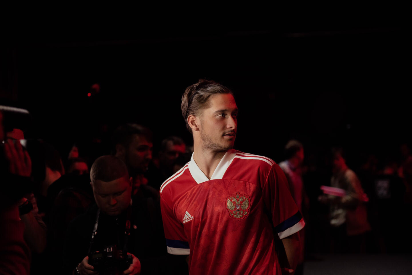 Компания adidas представила новую форму сборной России по футболу. Изображение номер 2 Компания adidas представила новую форму сборной России по футболу. Изображение номер 2
