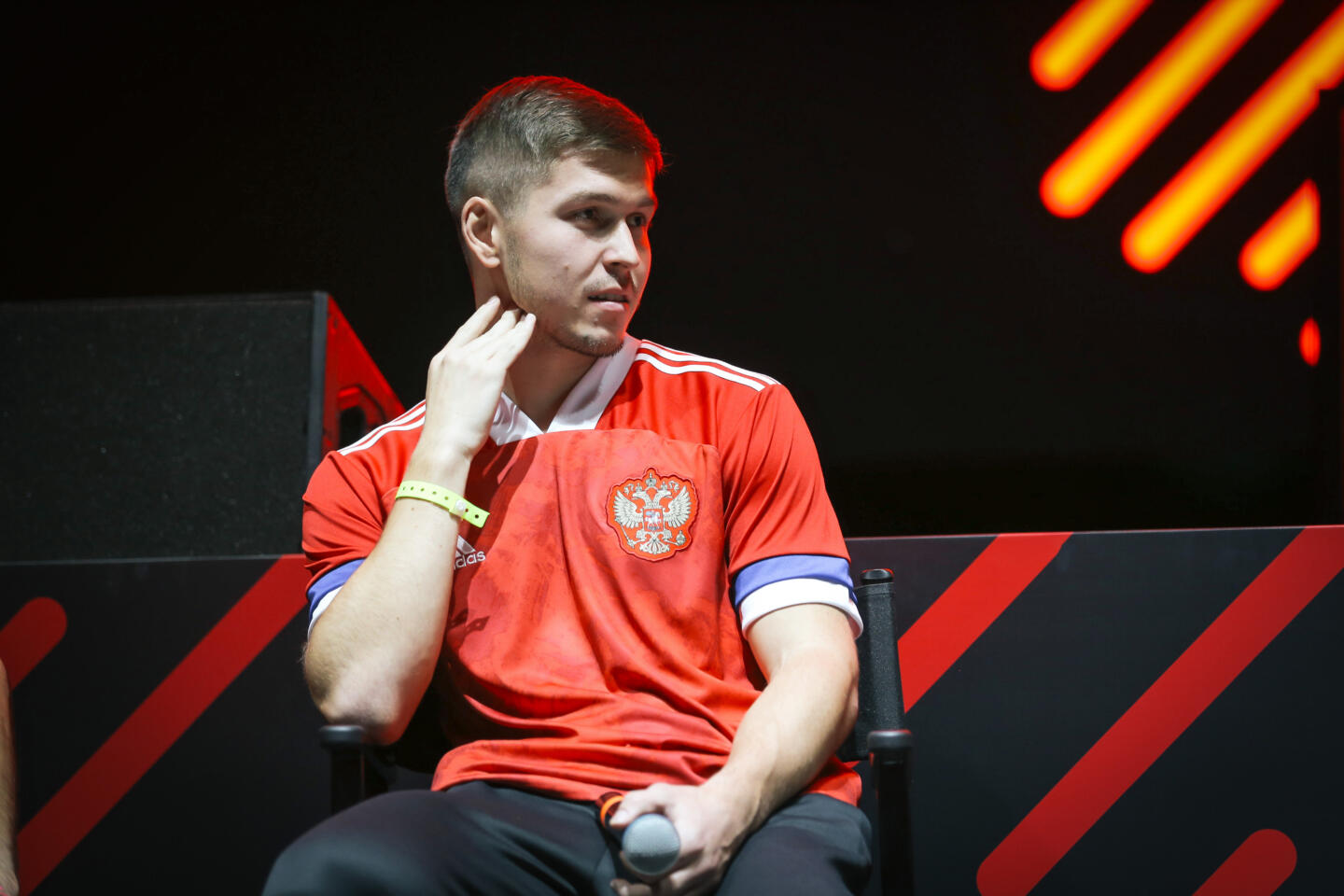 Компания adidas представила новую форму сборной России по футболу. Изображение номер 1 Компания adidas представила новую форму сборной России по футболу. Изображение номер 1
