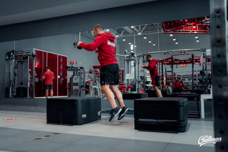 Что делать в тренажёрном зале: 5 упражнений для проработки икроножных мышц. Изображение номер 18 Что делать в тренажёрном зале: 5 упражнений для проработки икроножных мышц. Изображение номер 18