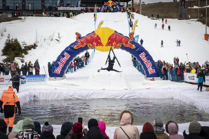 Как прошёл Red Bull Jump & Freeze — репортаж с места событий. Изображение номер 1 Как прошёл Red Bull Jump & Freeze — репортаж с места событий. Изображение номер 1