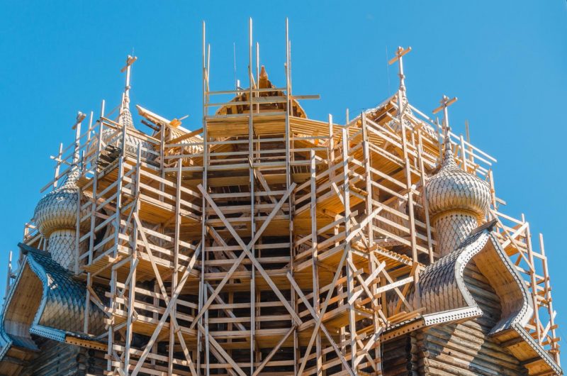 Преображенская церковь на острове Кижи: что нужно знать о шедевре деревянного зодчества. Изображение номер 11 Преображенская церковь на острове Кижи: что нужно знать о шедевре деревянного зодчества. Изображение номер 11