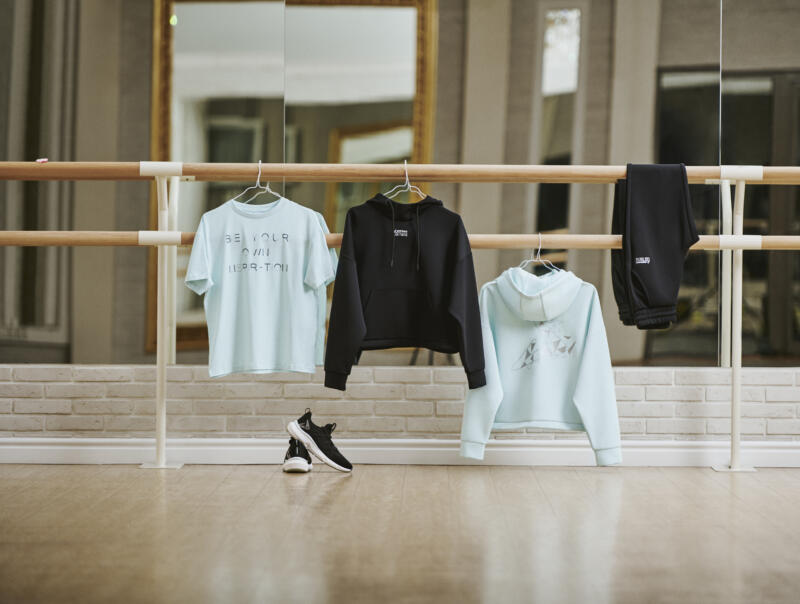 Бренд Demix запустил масштабную кампанию «Спорт там, где ты». Изображение номер 1 Бренд Demix запустил масштабную кампанию «Спорт там, где ты». Изображение номер 1