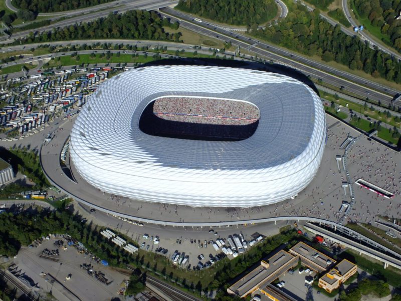 Самые красивые стадионы мира по футболу. Смотреть фото Самые красивые стадионы мира по футболу. Смотреть картинку Самые красивые стадионы мира по футболу. Картинка про Самые красивые стадионы мира по футболу. Фото Самые красивые стадионы мира по футболу