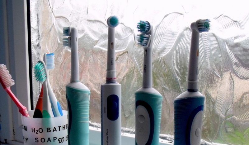8 ошибок, которые вы допускаете, когда чистите зубы. Изображение номер 5