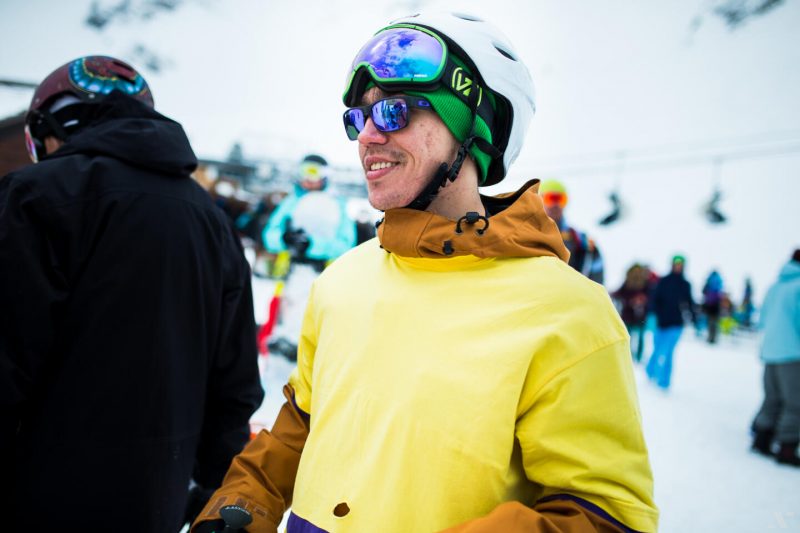 Соревнования по метанию ботинка. Как развлекаются на New Star Camp. Изображение номер 52