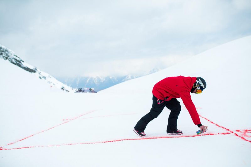 Соревнования по метанию ботинка. Как развлекаются на New Star Camp. Изображение номер 53