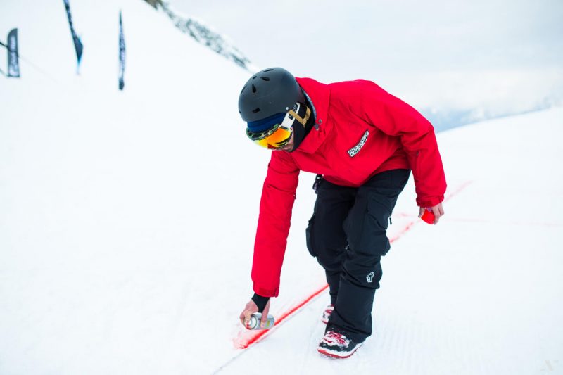 Соревнования по метанию ботинка. Как развлекаются на New Star Camp. Изображение номер 54