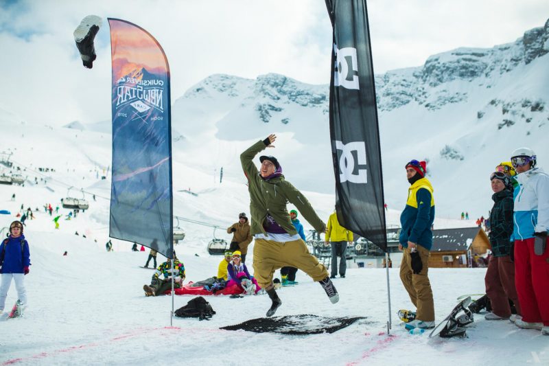 Соревнования по метанию ботинка. Как развлекаются на New Star Camp. Изображение номер 40