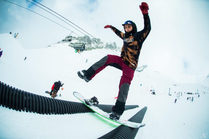 Соревнования по метанию ботинка. Как развлекаются на New Star Camp. Изображение номер 32