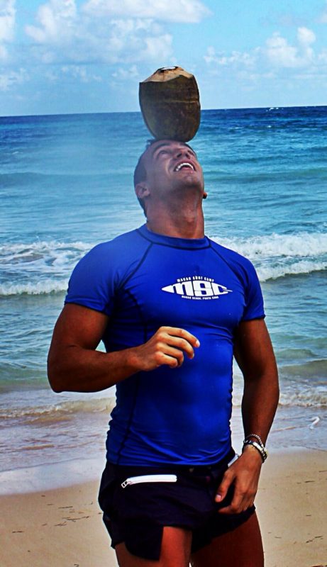 Как научиться чеканить мяч, как настоящий футболист. Изображение номер 1