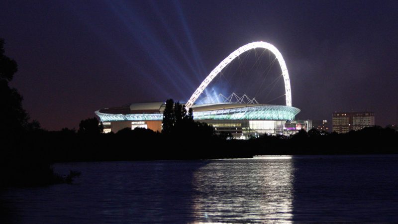 20 cамых красивых футбольных стадионов в мире. Изображение номер 77