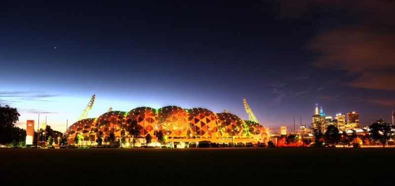 20 cамых красивых футбольных стадионов в мире. Изображение номер 57