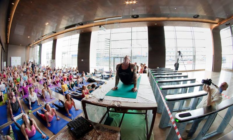 Планы на выходные: где и зачем делать «108 приветствий Солнцу». Изображение номер 2