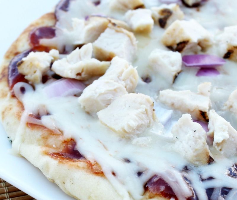 Изображение рецепта Пицца с цыплёнком и соусом барбекю