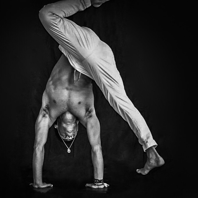 10 самых крутых инструкторов по йоге. Изображение номер 17