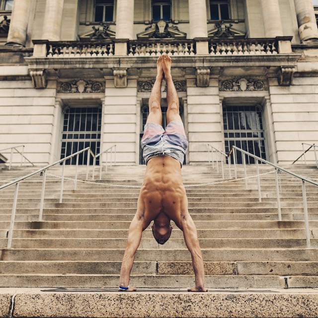 10 самых крутых инструкторов по йоге. Изображение номер 4