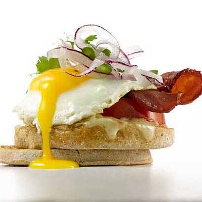 Изображение рецепта Сэндвич с яйцом, беконом и халапеньо