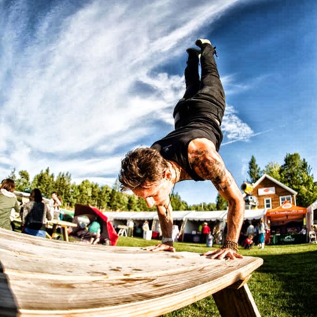 10 самых крутых инструкторов по йоге. Изображение номер 23