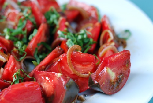 Изображение рецепта Салат из томатов и базилика