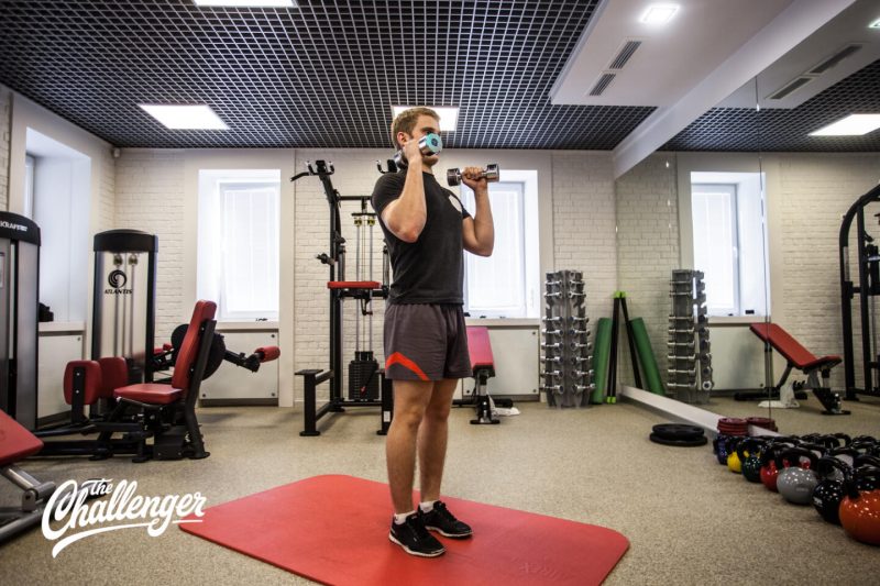 Отличная круговая тренировка с гантелями для рельефных рук и спины. Изображение номер 13