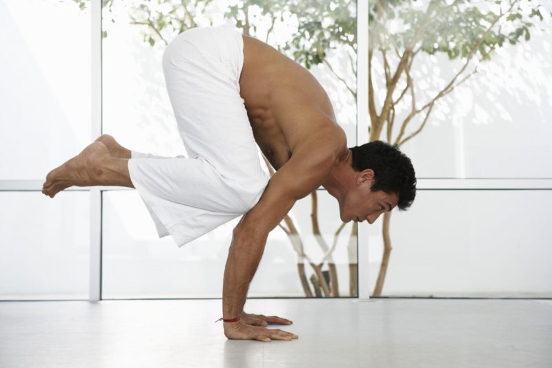 4 вида йоги, которые обязательно стоит попробовать. Изображение номер 1