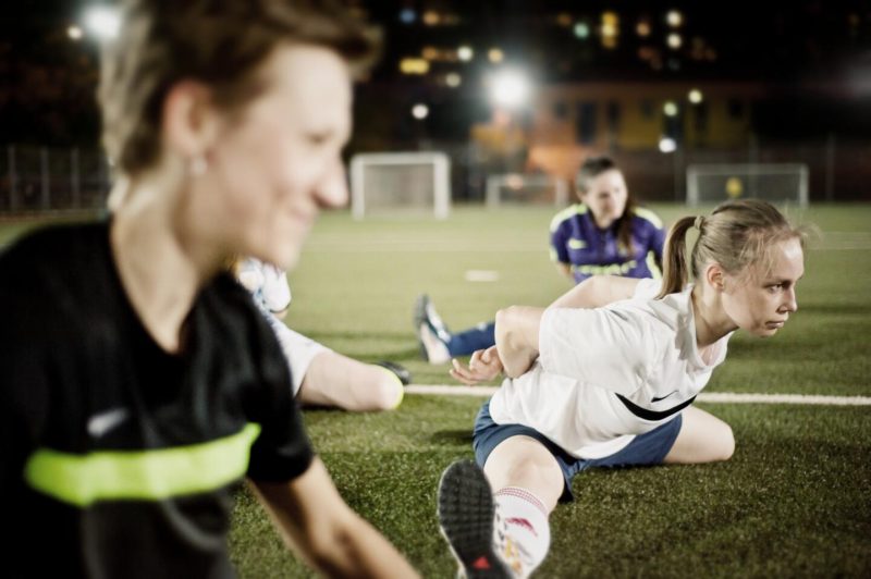 «Челленджер» представляет: женская школа футбола в Таганском парке. Изображение номер 3