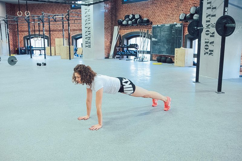 Как похудеть за 2 минуты в день: комплекс из 7 упражнений. Изображение номер 4