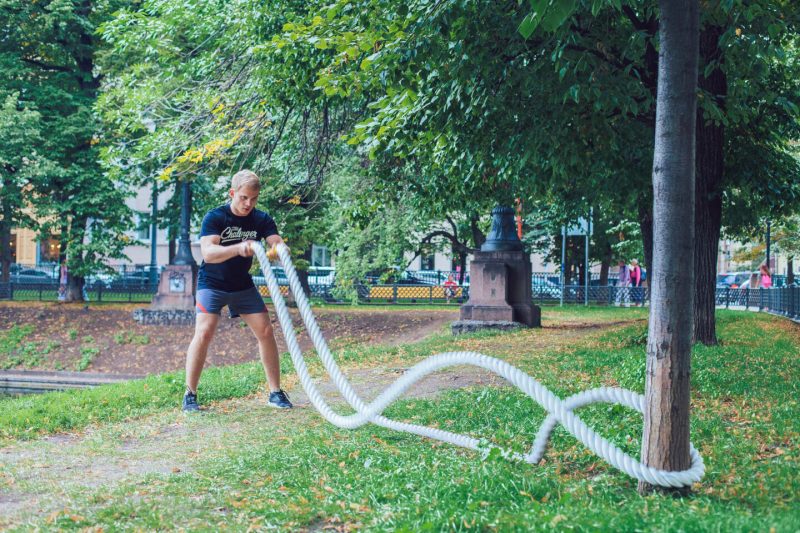 Круговая тренировка: упражнения с канатом для настоящих супергероев. Изображение номер 4