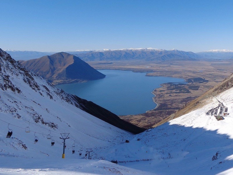 10 самых красивых горнолыжных курортов в мире. Изображение номер 14