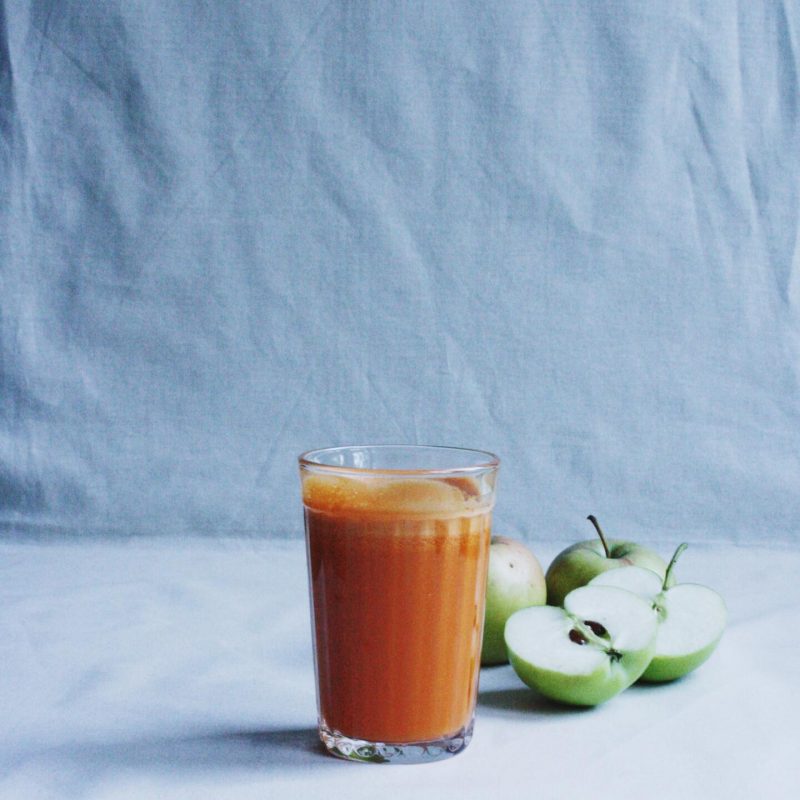 Изображение рецепта Морковно-яблочный витаминный коктейль