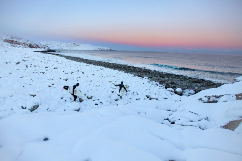 Кто сёрфит на Курилах и Северном Ледовитом океане, а потом снимает об этом кино. Изображение номер 4