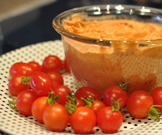 Изображение рецепта «Красный» хумус с помидорами