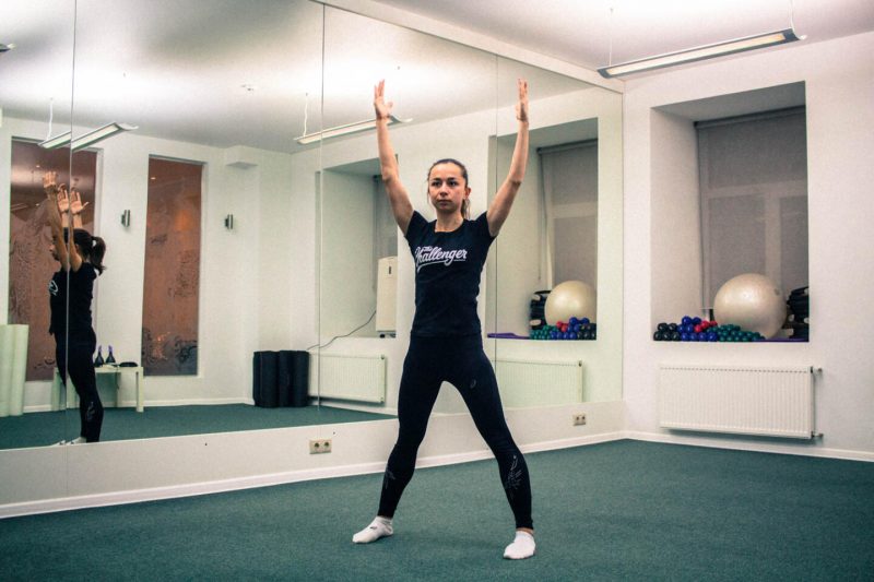 Комплекс упражнений для косых мышц живота. Изображение номер 1