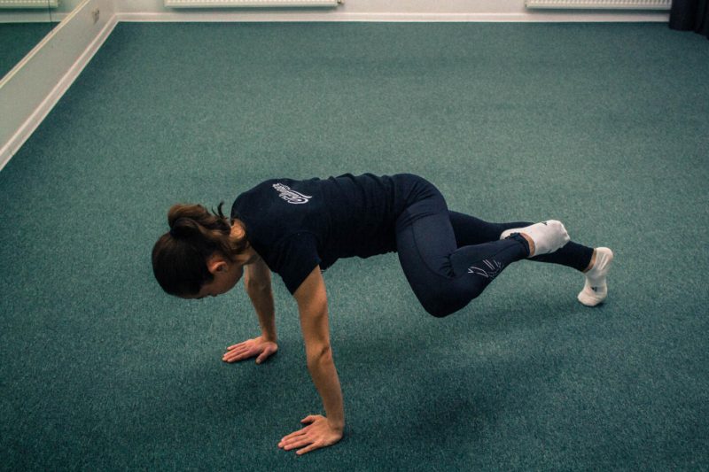 Комплекс упражнений для косых мышц живота. Изображение номер 25