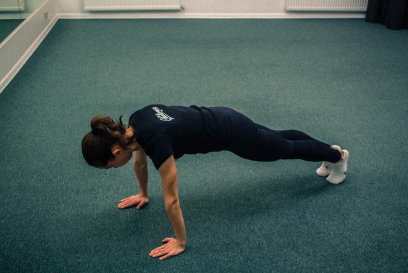 Комплекс упражнений для косых мышц живота. Изображение номер 27