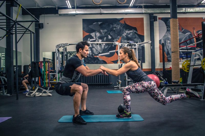 7 упражнений, которые лучше выполнять в паре. Изображение номер 14