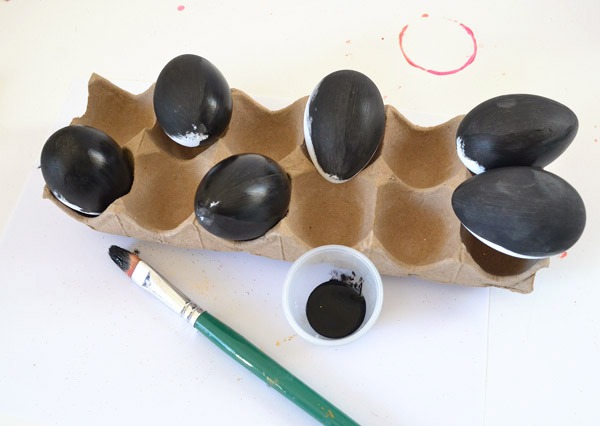 5 крутых способов красить яйца на Пасху. Изображение номер 2