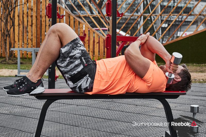 5 самых эффективных упражнений для трицепса и бицепса. Изображение номер 3